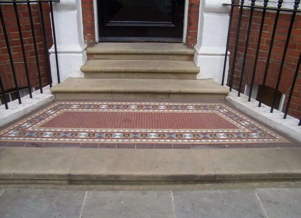 Bespoke Entranceway-Stanley Mansions 2nd step