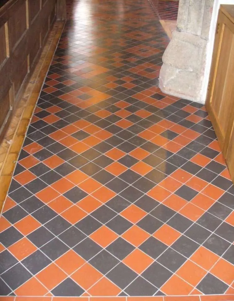 Bespoke floor Holy Cross Church4