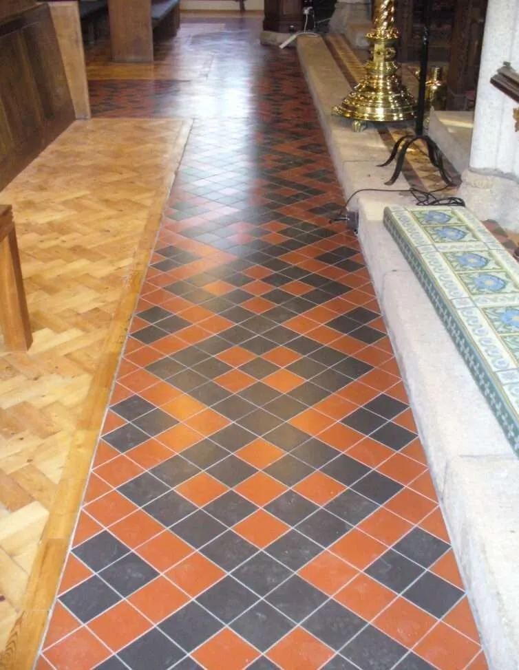 Bespoke floor Holy Cross Church5