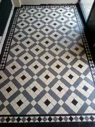 Exeter Path with Kingsley border