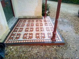 Pitminster Porch with Kingsley border